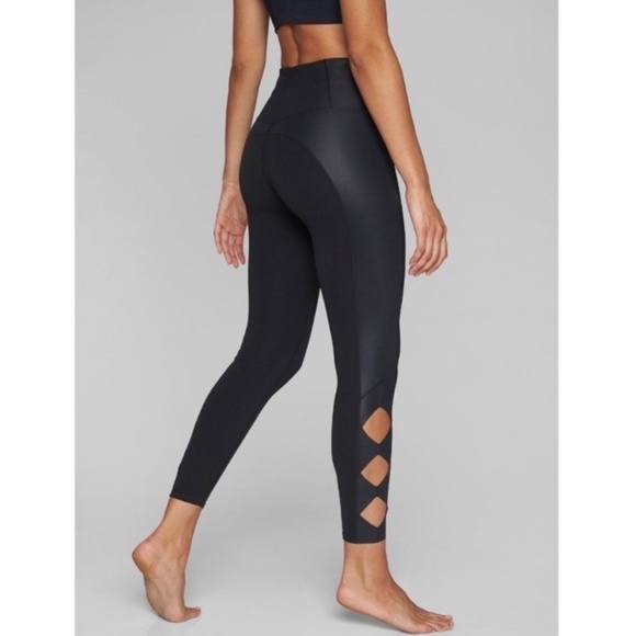 Athleta Pants - Athleta Cobra Tight Ankle Crop Leggings